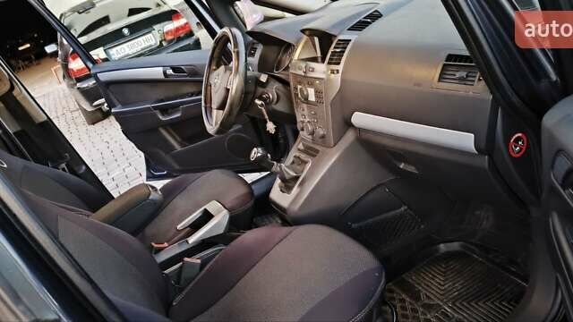 Синій Опель Зафіра, об'ємом двигуна 1.9 л та пробігом 308 тис. км за 4950 $, фото 7 на Automoto.ua