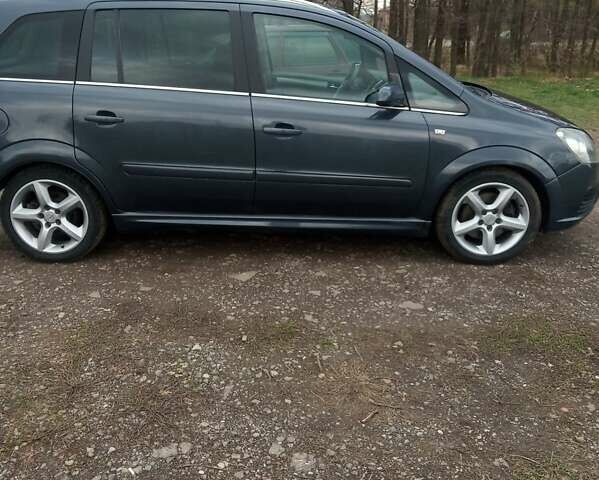 Синий Опель Зафира, объемом двигателя 1.9 л и пробегом 350 тыс. км за 4900 $, фото 1 на Automoto.ua