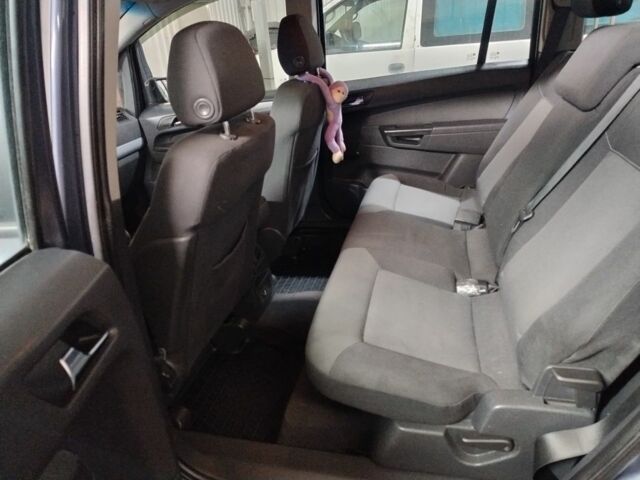 Синій Опель Зафіра, об'ємом двигуна 1.9 л та пробігом 280 тис. км за 4200 $, фото 9 на Automoto.ua