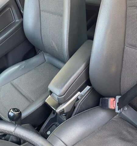 Синий Опель Зафира, объемом двигателя 1.6 л и пробегом 280 тыс. км за 5700 $, фото 13 на Automoto.ua