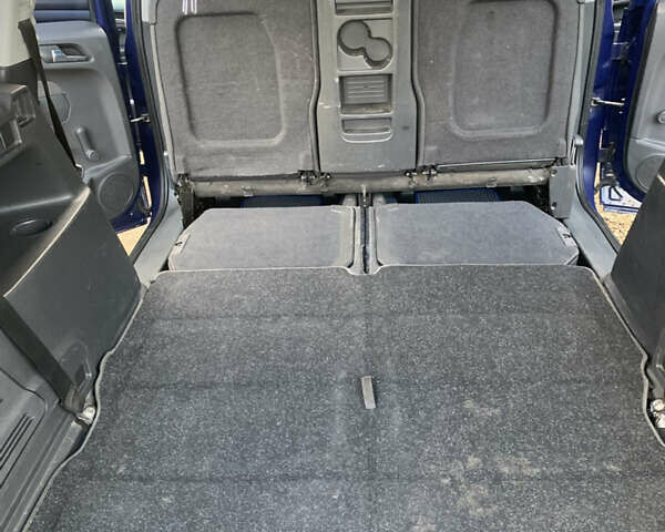 Синій Опель Зафіра, об'ємом двигуна 1.91 л та пробігом 284 тис. км за 5300 $, фото 17 на Automoto.ua