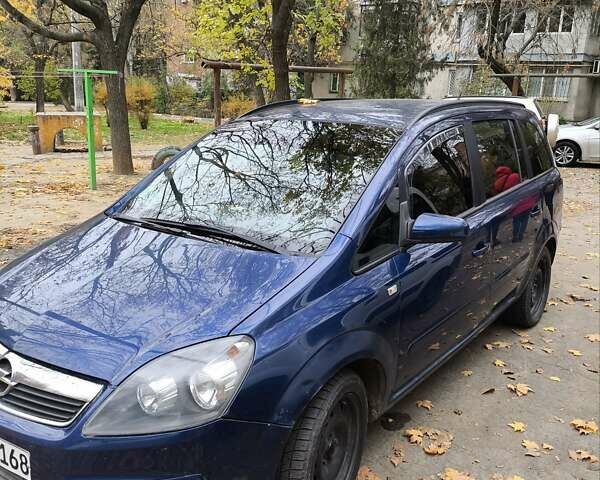 Синий Опель Зафира, объемом двигателя 0 л и пробегом 270 тыс. км за 2600 $, фото 3 на Automoto.ua