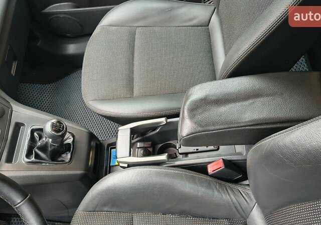 Синій Опель Зафіра, об'ємом двигуна 2.17 л та пробігом 300 тис. км за 5400 $, фото 18 на Automoto.ua