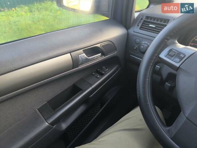 Синий Опель Зафира, объемом двигателя 1.6 л и пробегом 200 тыс. км за 4700 $, фото 20 на Automoto.ua