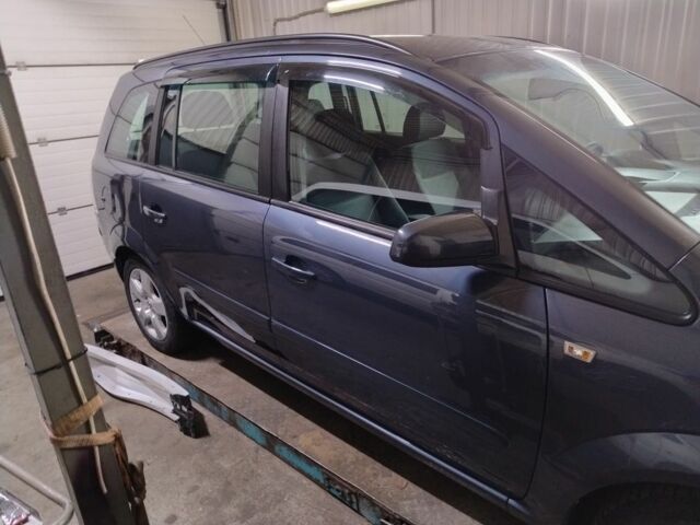 Синій Опель Зафіра, об'ємом двигуна 1.9 л та пробігом 280 тис. км за 4200 $, фото 14 на Automoto.ua