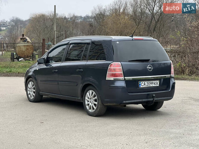 Синій Опель Зафіра, об'ємом двигуна 1.9 л та пробігом 288 тис. км за 7200 $, фото 3 на Automoto.ua