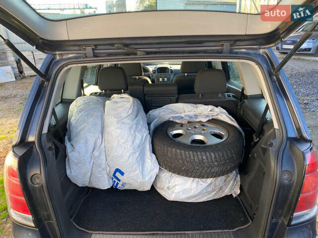 Синій Опель Зафіра, об'ємом двигуна 1.6 л та пробігом 217 тис. км за 5800 $, фото 10 на Automoto.ua