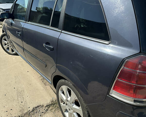 Синий Опель Зафира, объемом двигателя 1.91 л и пробегом 295 тыс. км за 7000 $, фото 1 на Automoto.ua