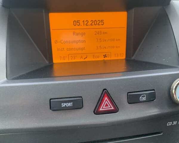 Синій Опель Зафіра, об'ємом двигуна 1.91 л та пробігом 284 тис. км за 5300 $, фото 10 на Automoto.ua