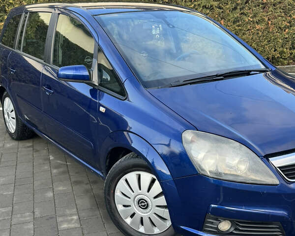 Синій Опель Зафіра, об'ємом двигуна 2.2 л та пробігом 203 тис. км за 4799 $, фото 5 на Automoto.ua