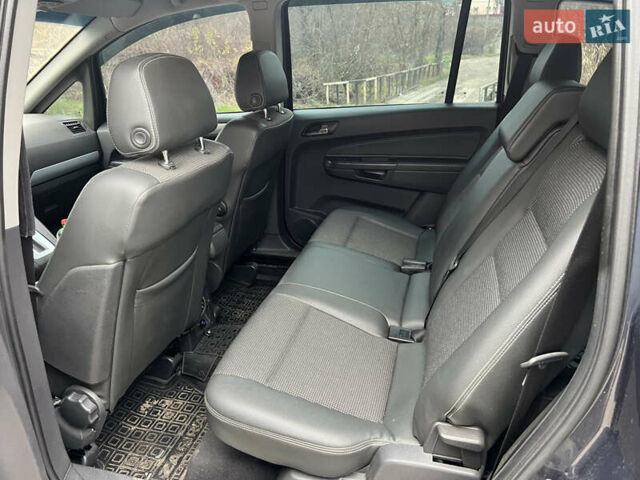 Синій Опель Зафіра, об'ємом двигуна 1.9 л та пробігом 288 тис. км за 7200 $, фото 6 на Automoto.ua