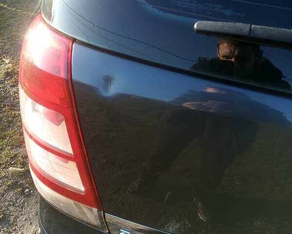 Синий Опель Зафира, объемом двигателя 1.7 л и пробегом 297 тыс. км за 6000 $, фото 7 на Automoto.ua