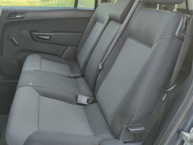 Синий Опель Зафира, объемом двигателя 1.8 л и пробегом 215 тыс. км за 5950 $, фото 6 на Automoto.ua