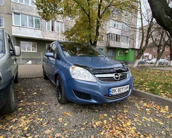 Синий Опель Зафира, объемом двигателя 1.7 л и пробегом 235 тыс. км за 6700 $, фото 9 на Automoto.ua