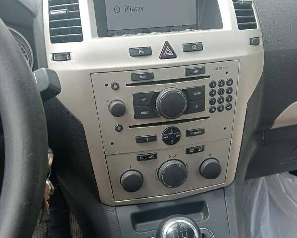 Синий Опель Зафира, объемом двигателя 1.7 л и пробегом 290 тыс. км за 6000 $, фото 10 на Automoto.ua