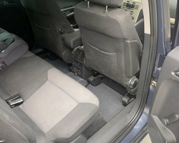 Синий Опель Зафира, объемом двигателя 1.69 л и пробегом 290 тыс. км за 5700 $, фото 22 на Automoto.ua