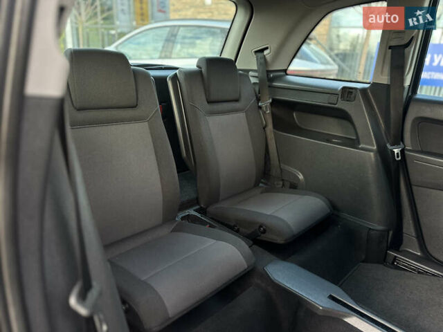 Синий Опель Зафира, объемом двигателя 1.8 л и пробегом 201 тыс. км за 6800 $, фото 35 на Automoto.ua