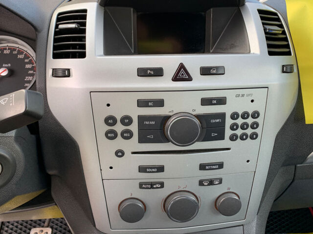 Синий Опель Зафира, объемом двигателя 1.7 л и пробегом 231 тыс. км за 6999 $, фото 10 на Automoto.ua