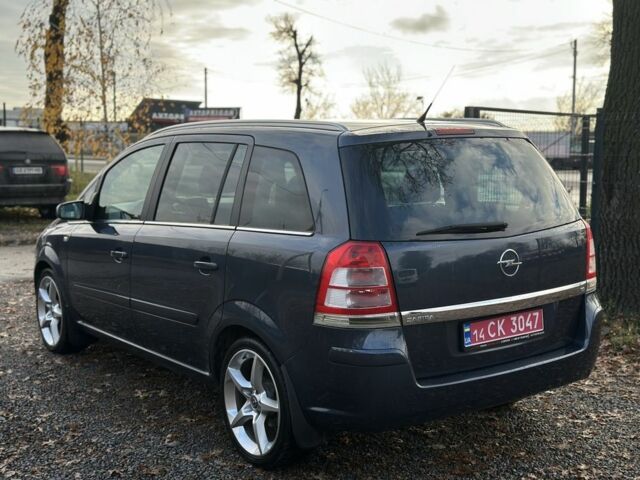 Синий Опель Зафира, объемом двигателя 1.8 л и пробегом 201 тыс. км за 6800 $, фото 3 на Automoto.ua