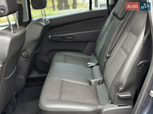 Синий Опель Зафира, объемом двигателя 1.9 л и пробегом 258 тыс. км за 5800 $, фото 21 на Automoto.ua