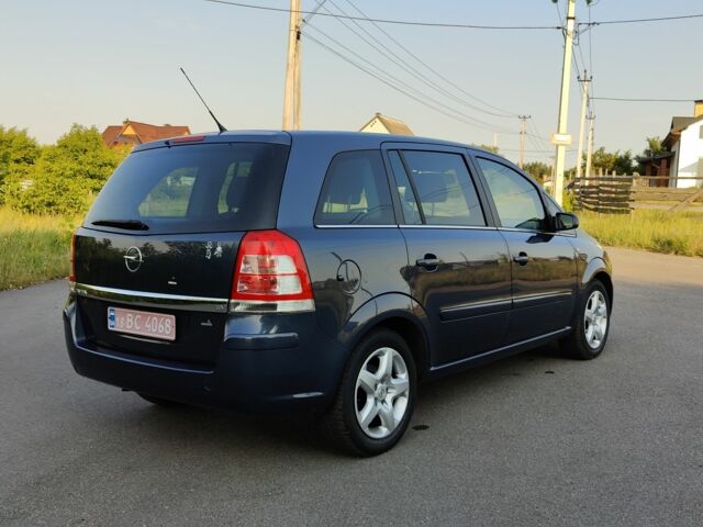 Синий Опель Зафира, объемом двигателя 1.8 л и пробегом 215 тыс. км за 5950 $, фото 2 на Automoto.ua