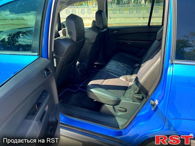 Синій Опель Зафіра, об'ємом двигуна 2 л та пробігом 256 тис. км за 5500 $, фото 10 на Automoto.ua