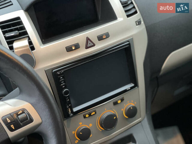 Синий Опель Зафира, объемом двигателя 1.6 л и пробегом 207 тыс. км за 6300 $, фото 32 на Automoto.ua