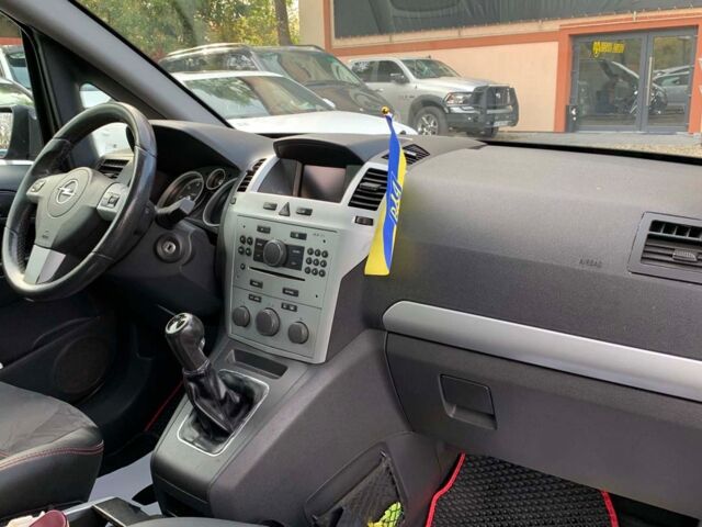 Синий Опель Зафира, объемом двигателя 1.7 л и пробегом 231 тыс. км за 6999 $, фото 20 на Automoto.ua