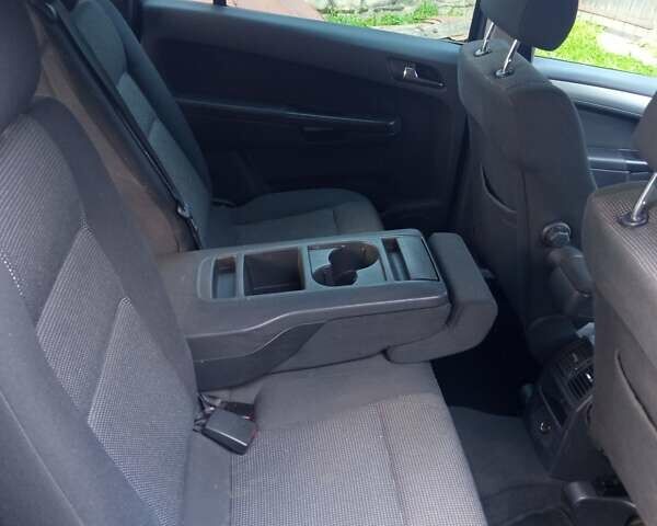 Синий Опель Зафира, объемом двигателя 1.69 л и пробегом 225 тыс. км за 6800 $, фото 9 на Automoto.ua