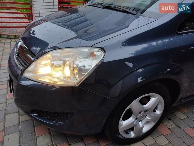 Синий Опель Зафира, объемом двигателя 1.8 л и пробегом 184 тыс. км за 6600 $, фото 7 на Automoto.ua