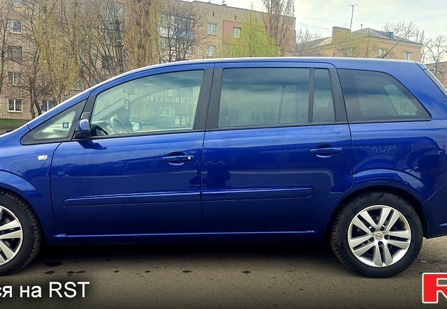 Синий Опель Зафира, объемом двигателя 1.8 л и пробегом 216 тыс. км за 6600 $, фото 7 на Automoto.ua