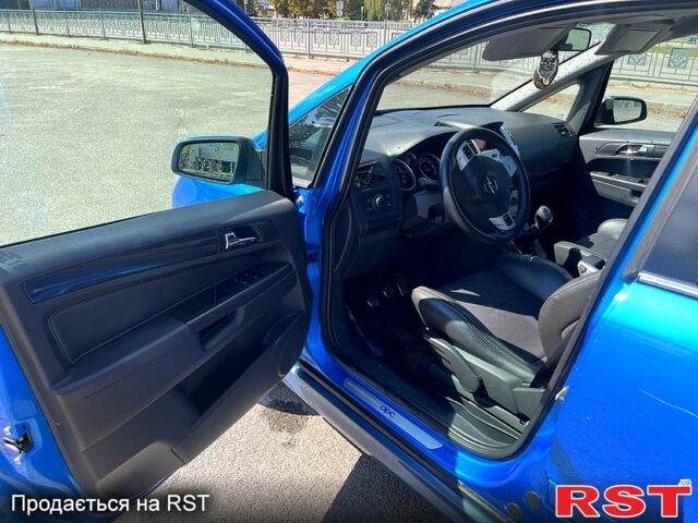 Синій Опель Зафіра, об'ємом двигуна 2 л та пробігом 256 тис. км за 5500 $, фото 8 на Automoto.ua