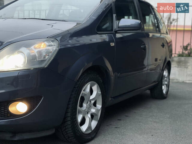 Синий Опель Зафира, объемом двигателя 1.6 л и пробегом 285 тыс. км за 6700 $, фото 17 на Automoto.ua