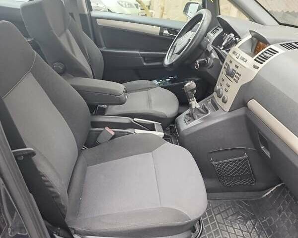 Синий Опель Зафира, объемом двигателя 1.6 л и пробегом 284 тыс. км за 5900 $, фото 6 на Automoto.ua