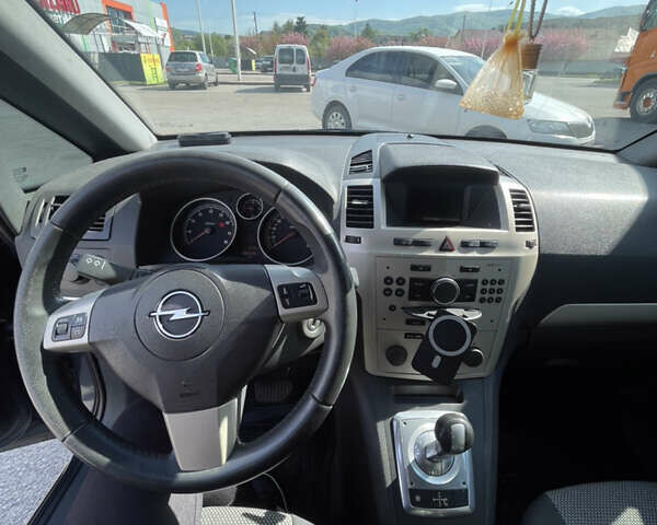 Синій Опель Зафіра, об'ємом двигуна 1.8 л та пробігом 167 тис. км за 4300 $, фото 4 на Automoto.ua