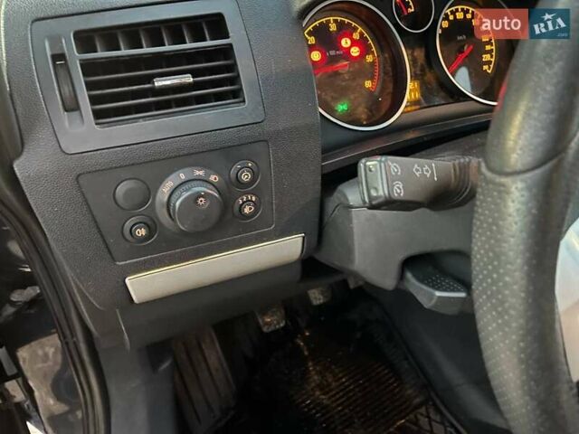 Синій Опель Зафіра, об'ємом двигуна 1.9 л та пробігом 287 тис. км за 2900 $, фото 11 на Automoto.ua
