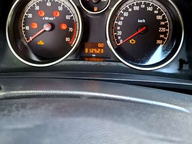 Синий Опель Зафира, объемом двигателя 1.6 л и пробегом 300 тыс. км за 4850 $, фото 8 на Automoto.ua