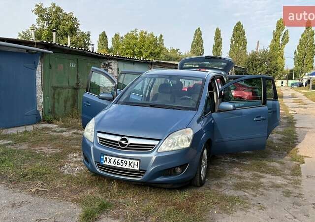 Синій Опель Зафіра, об'ємом двигуна 1.6 л та пробігом 330 тис. км за 5000 $, фото 3 на Automoto.ua