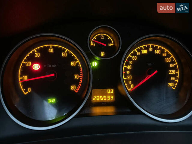 Синий Опель Зафира, объемом двигателя 1.6 л и пробегом 285 тыс. км за 6700 $, фото 49 на Automoto.ua