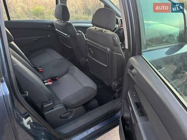 Синій Опель Зафіра, об'ємом двигуна 1.9 л та пробігом 287 тис. км за 2900 $, фото 8 на Automoto.ua