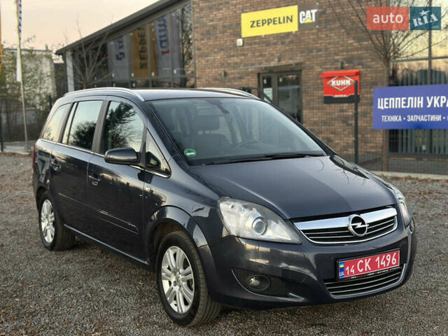 Синий Опель Зафира, объемом двигателя 1.8 л и пробегом 217 тыс. км за 7000 $, фото 3 на Automoto.ua