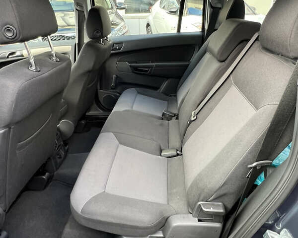 Синий Опель Зафира, объемом двигателя 1.8 л и пробегом 170 тыс. км за 6300 $, фото 21 на Automoto.ua