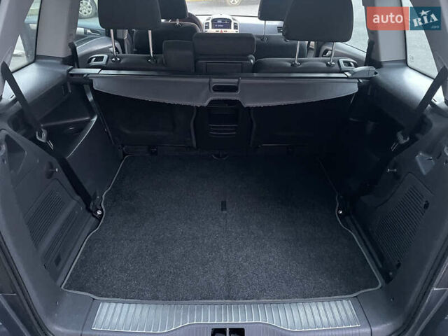 Синий Опель Зафира, объемом двигателя 1.6 л и пробегом 285 тыс. км за 6700 $, фото 31 на Automoto.ua