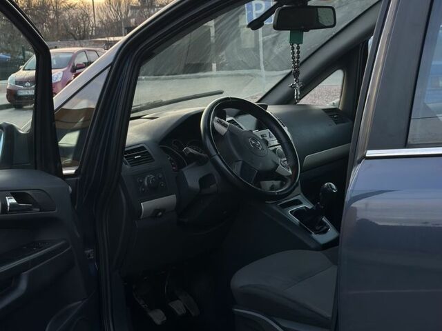 Синій Опель Зафіра, об'ємом двигуна 1.6 л та пробігом 224 тис. км за 5250 $, фото 9 на Automoto.ua