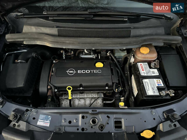 Синий Опель Зафира, объемом двигателя 1.8 л и пробегом 217 тыс. км за 7000 $, фото 52 на Automoto.ua