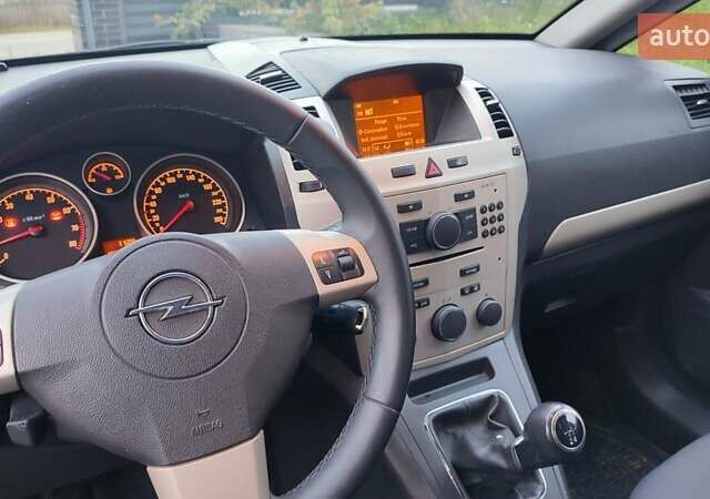 Синій Опель Зафіра, об'ємом двигуна 1.8 л та пробігом 145 тис. км за 6500 $, фото 16 на Automoto.ua
