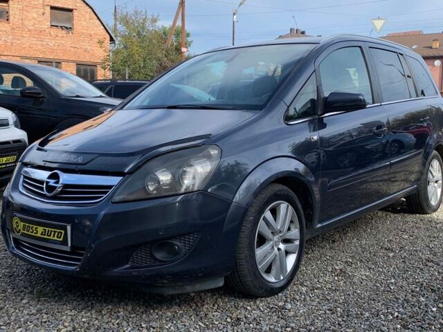 Синий Опель Зафира, объемом двигателя 1.7 л и пробегом 231 тыс. км за 6999 $, фото 2 на Automoto.ua