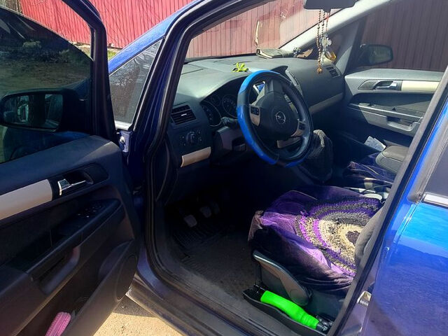 Синій Опель Зафіра, об'ємом двигуна 1.6 л та пробігом 260 тис. км за 6900 $, фото 5 на Automoto.ua