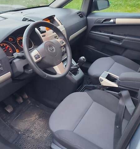 Синій Опель Зафіра, об'ємом двигуна 1.8 л та пробігом 145 тис. км за 6500 $, фото 17 на Automoto.ua