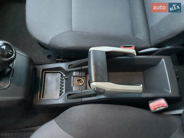 Синий Опель Зафира, объемом двигателя 1.6 л и пробегом 285 тыс. км за 6700 $, фото 40 на Automoto.ua